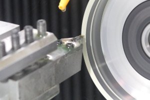 grinding single crystal diamond with coolant