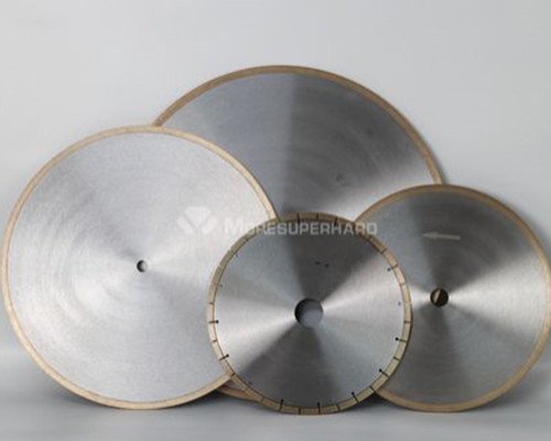 Diamond cutting disc 